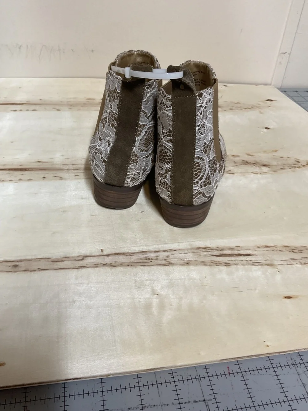 Lace girl(4) ankle boots